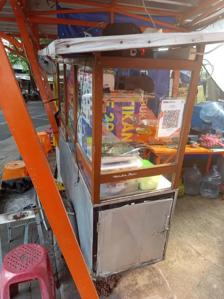 Gerobak dagang besar