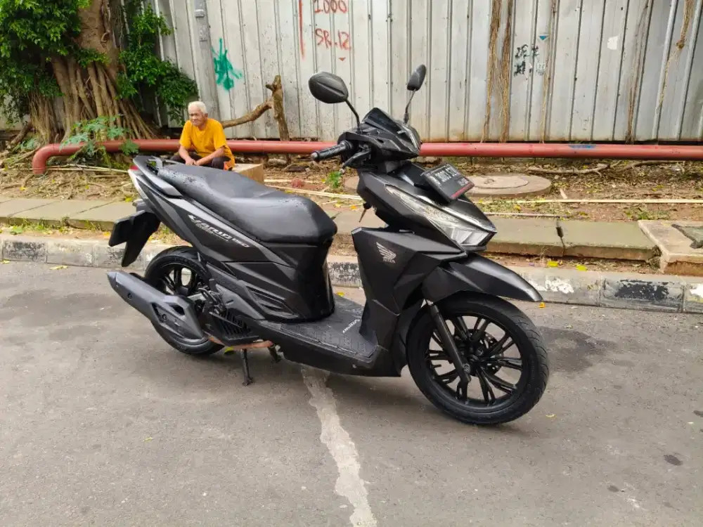 Honda Vario LED Old 150cc PGM-FI Tahun 2016