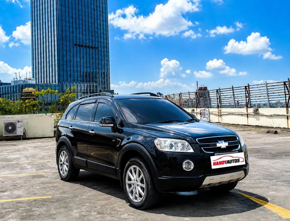 Chevrolet Captiva Bensin Tahun 2008 Automatic Hitam Metalik