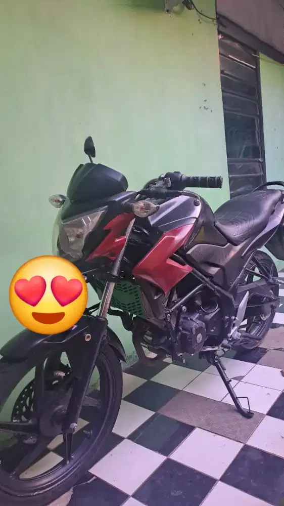 Honda CB FI 150R mesin sehat ss lengkap kunci 2 buah ori mesin ori