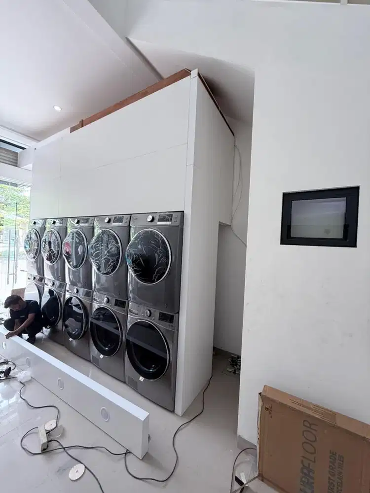 STAFF LAUNDRY EXPRESS
