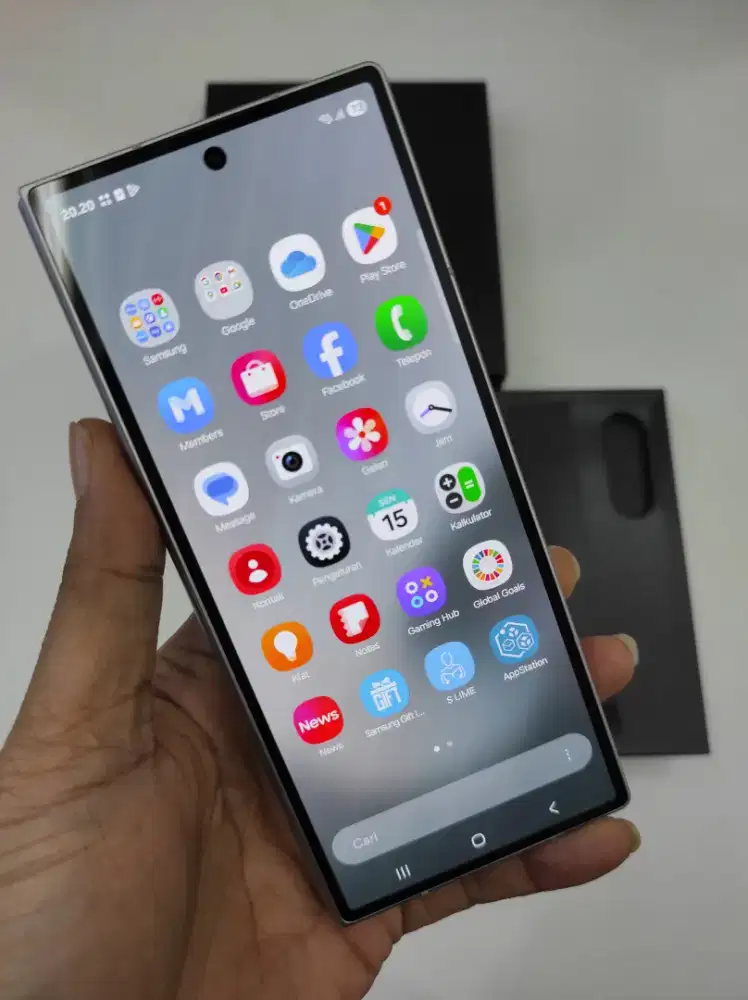 Samsung Z fold 6
Garansi Resmi 
Ram 12/256
Mulus 98%
Fulset original
