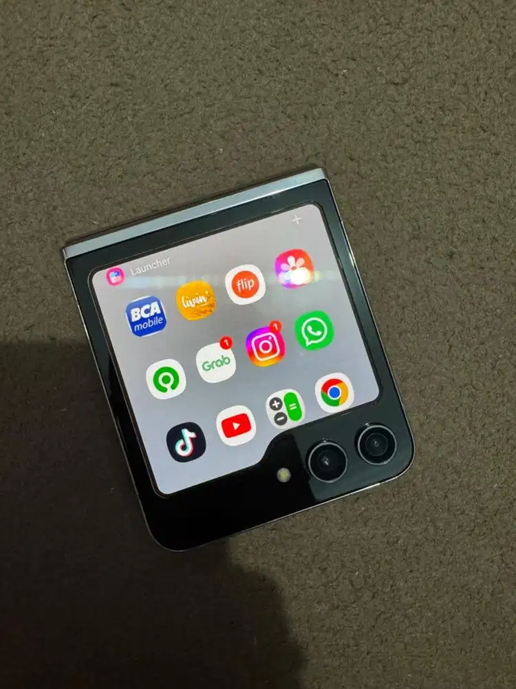 Samsung Z Flip 5 SEIN 8/256