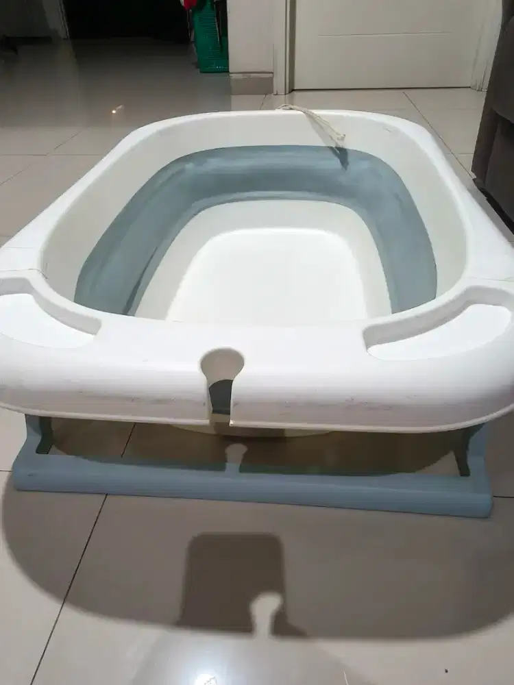 Bak Mandi Bayi Kondisi 2nd Rp 80,000