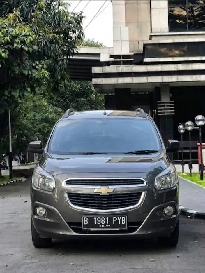 2015 CHEVROLET SPIN 1.5 LTZ  BENSIN AUTOMATIC