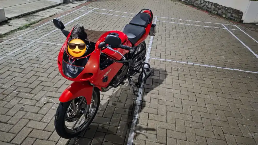Ninja rr old 2010 merah