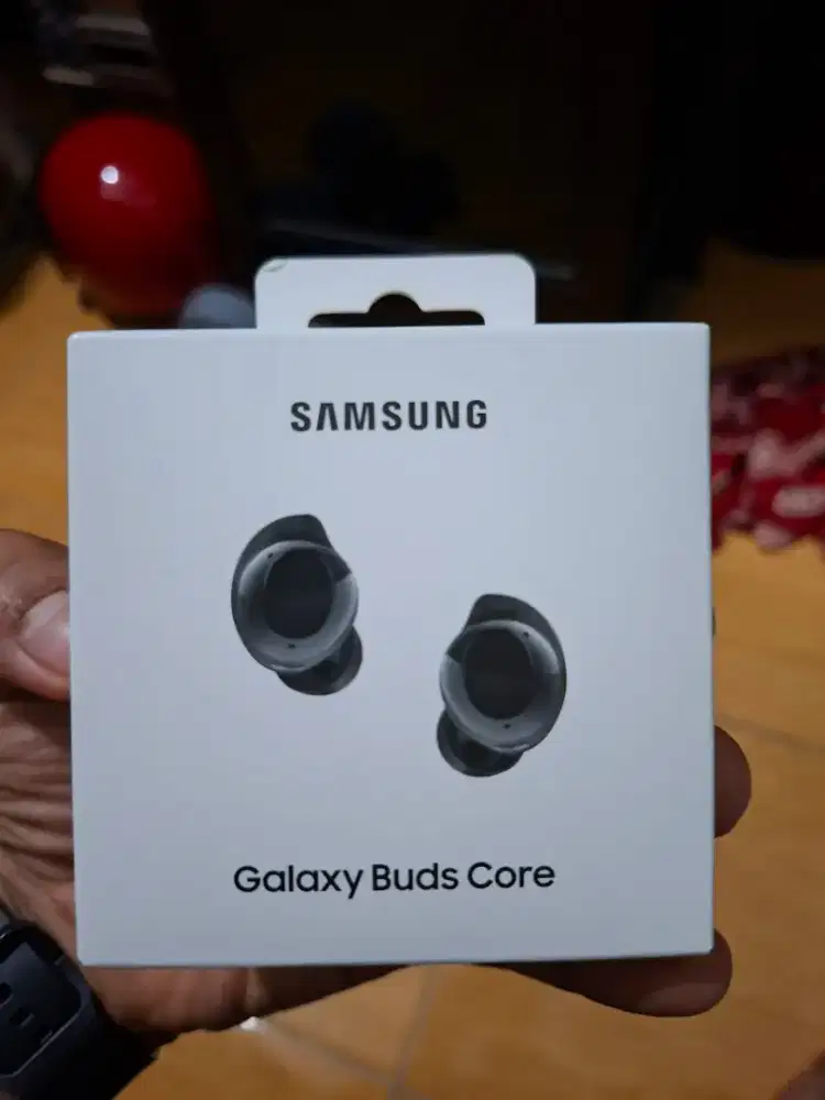 Earphone Galaxy Buds Core. Baru