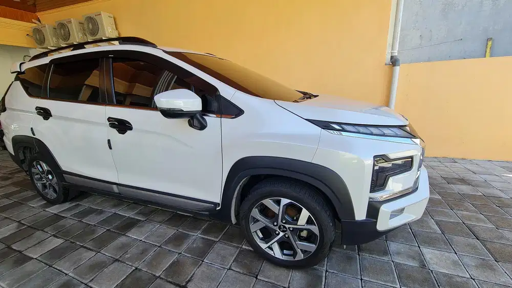 Mitsubishi Xpander Cross AT 2023 Bensin Premium Package