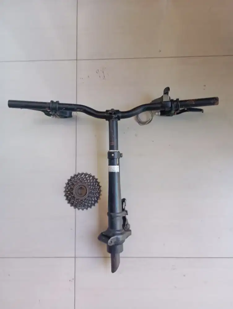 Bekas sepeda lipat