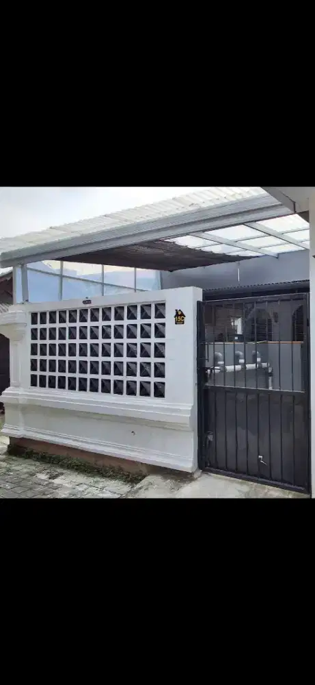 Kost karyawan/karyawati di Sudimara Barat Ciledug Tangerang