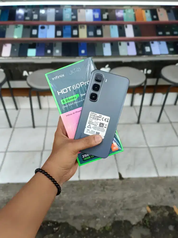 INFINIX HOT 60 PRO+ Ram 8/256gb Fullset