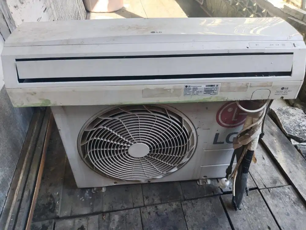 AC LG 1 pk bekas