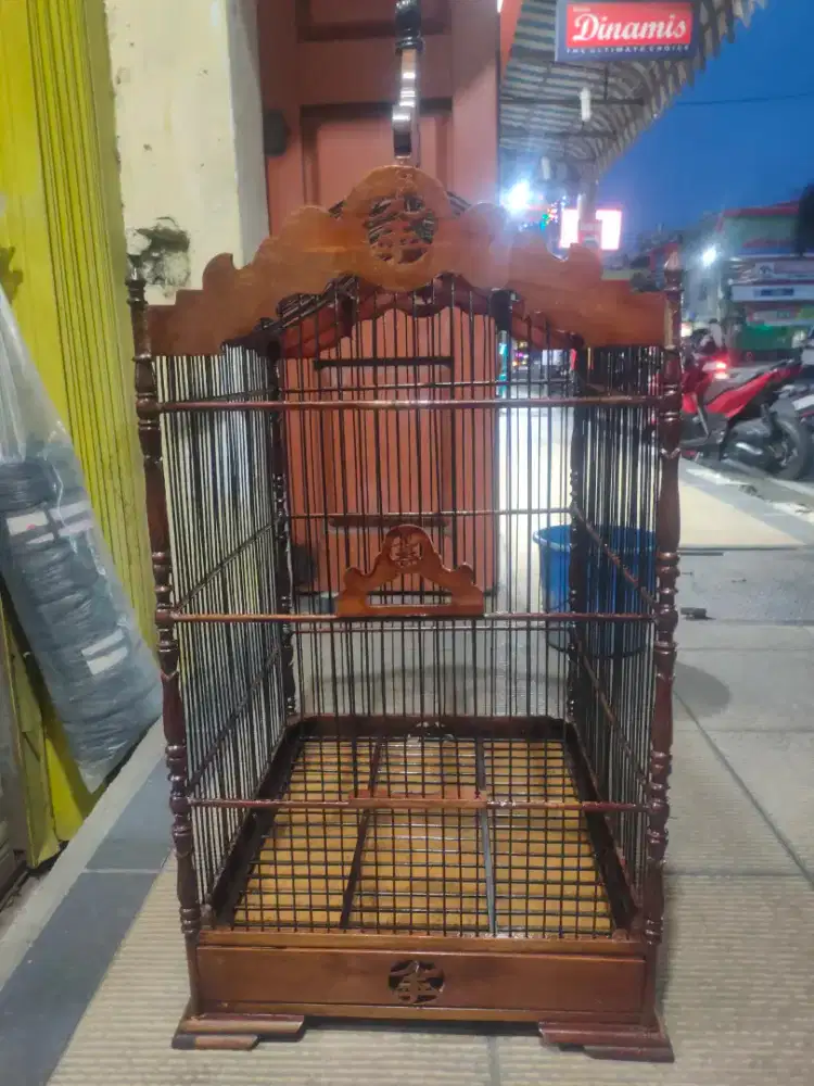 Sangkar masih kuat