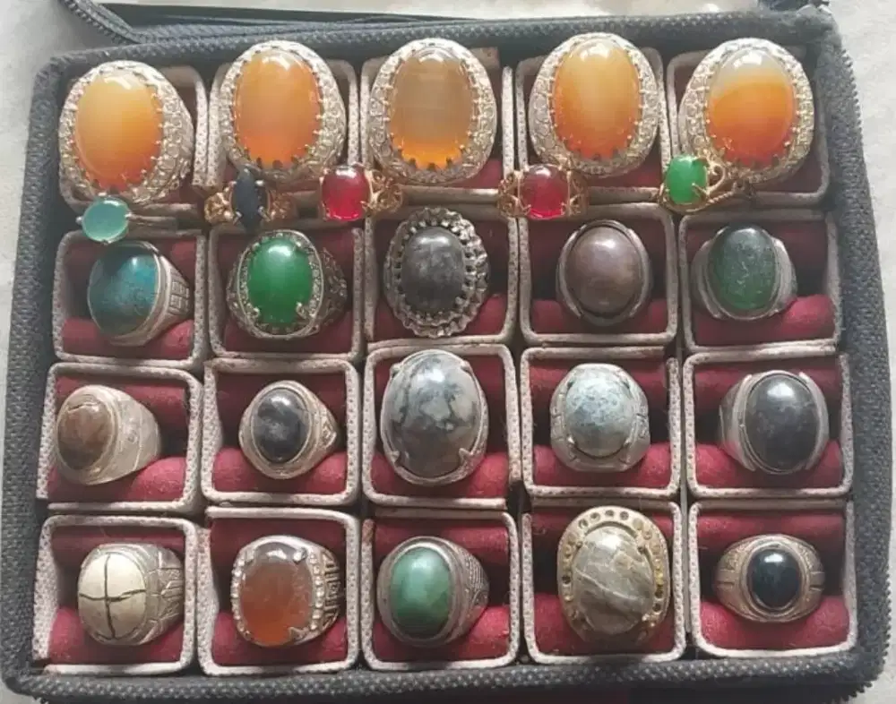 Batu cincin/akik