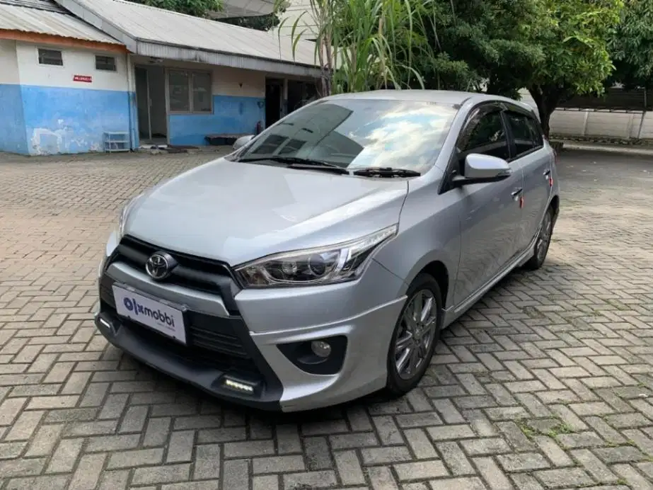 LOW DP Toyota Yaris 1.5 TRD Sportivo Bensin-AT 2016 UMA