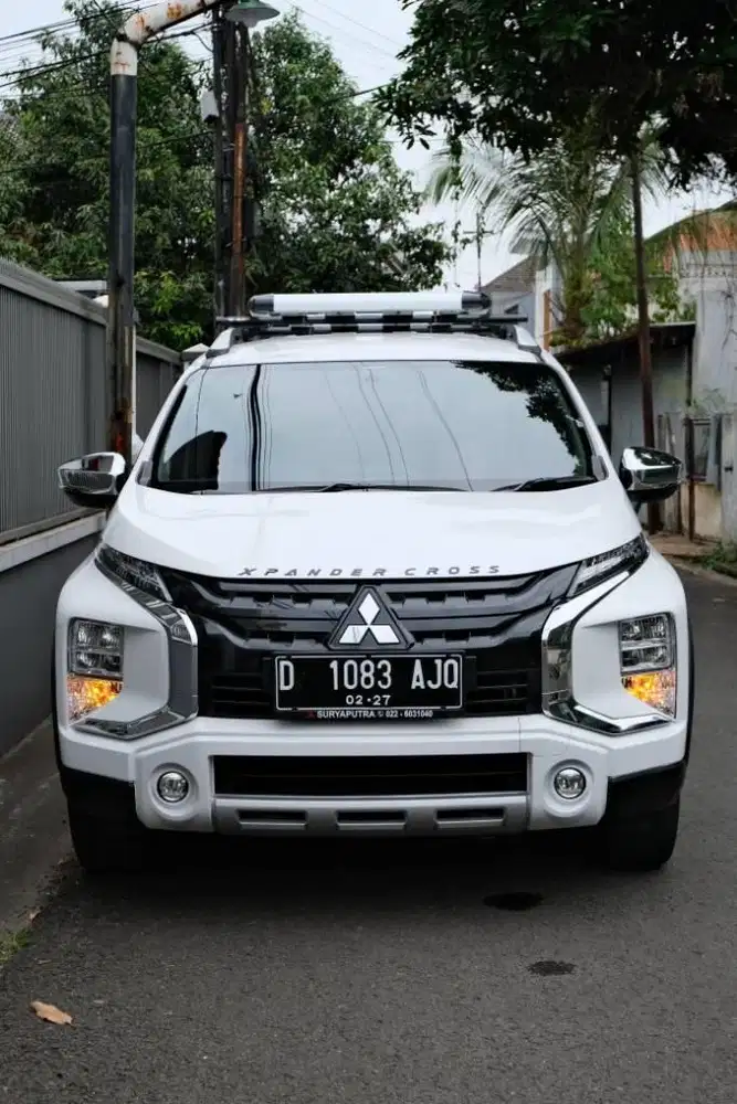 LOW KM // MITSUBISHI XPANDER CROSS PREMIUM PACKAGE 1.5 AT 2021