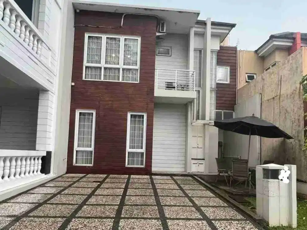 Dijual Rumah Cluster Bellevue Semi Furnish lokasi Cibubur Kota wisata bisa nego