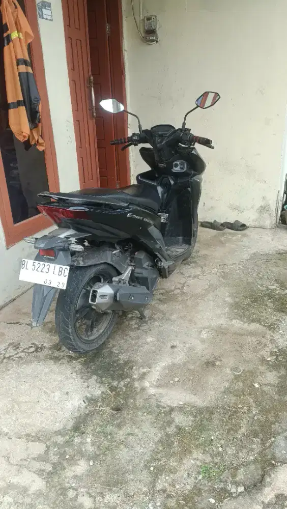 Dijual cepat honda vario 150 led new tahun 2018