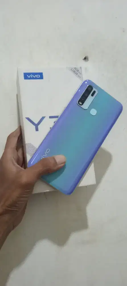 vivo y30 ram 4/128 nominus hp dus aja