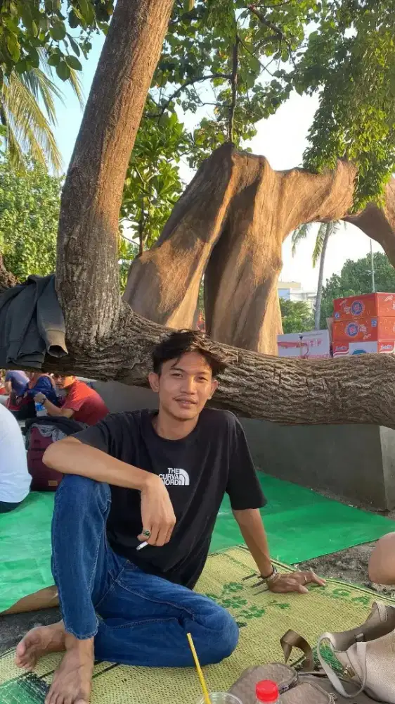 Butuh Pekerjaan