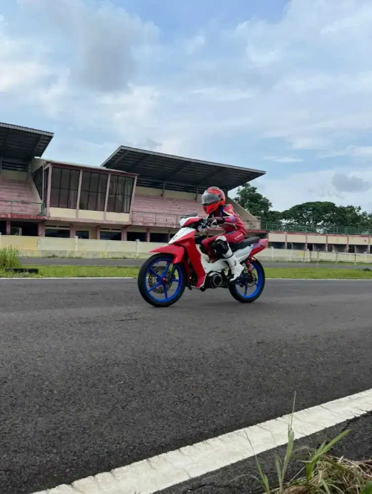 F1zr Road Race 2003