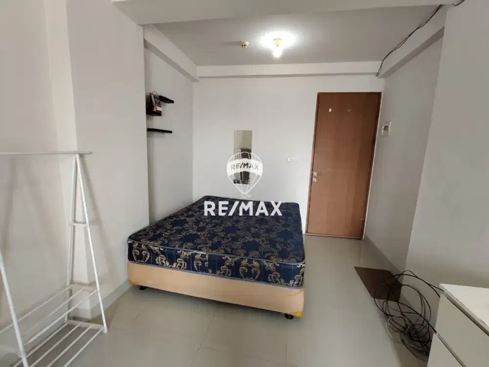 Disewakan Studio Oak Tower B Lantai 19 - View Kolam Renang, Tinggal Bawa Koper
