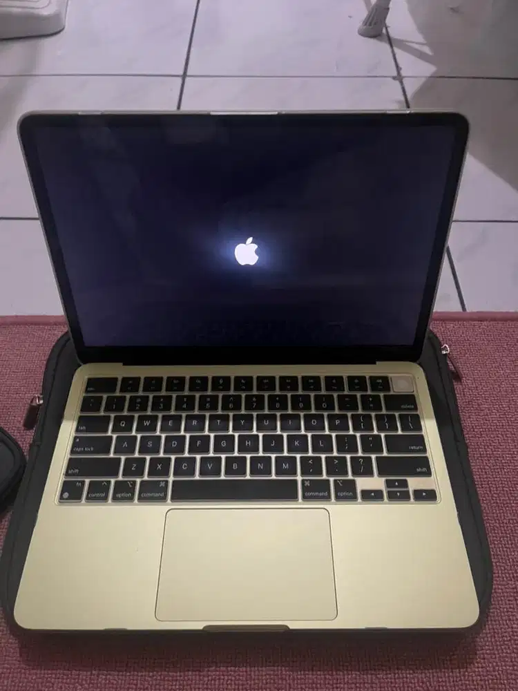 macbook neo 512Gb citrus