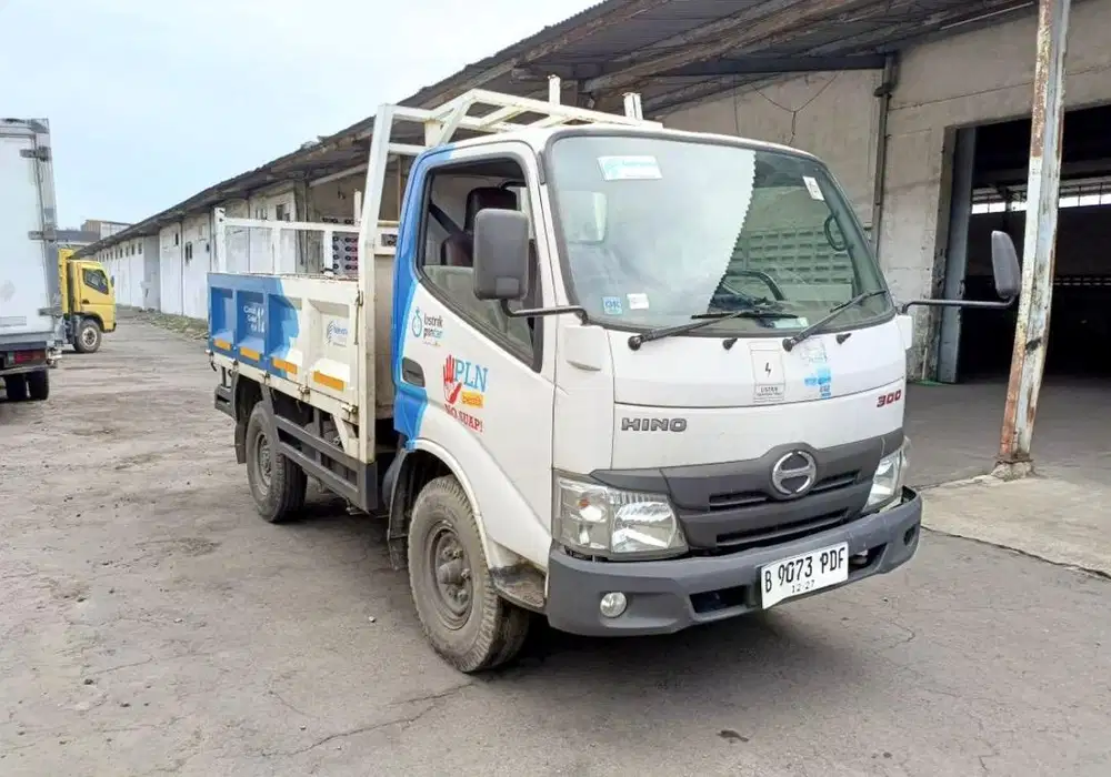 37rbKM+banBARU MURAH CDE Hino Dutro engkel 115 SD bak besi triway 2022