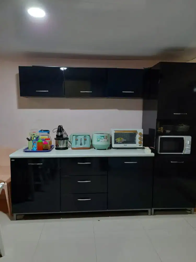 Sepasang Furniture / Kitchen Set
