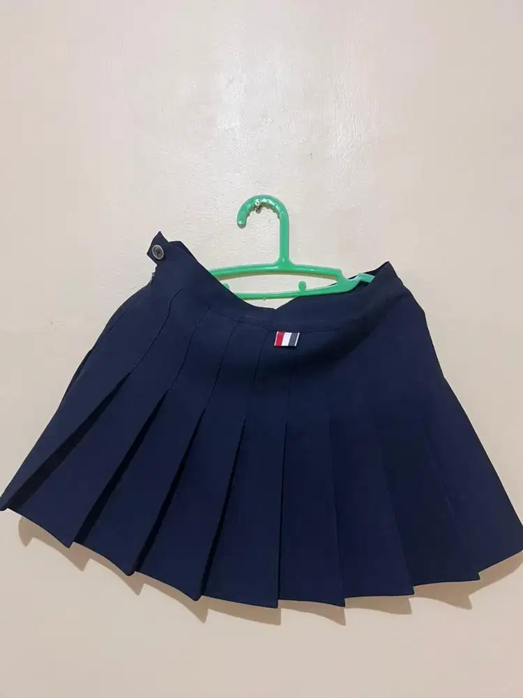 rok mini warna nevy
