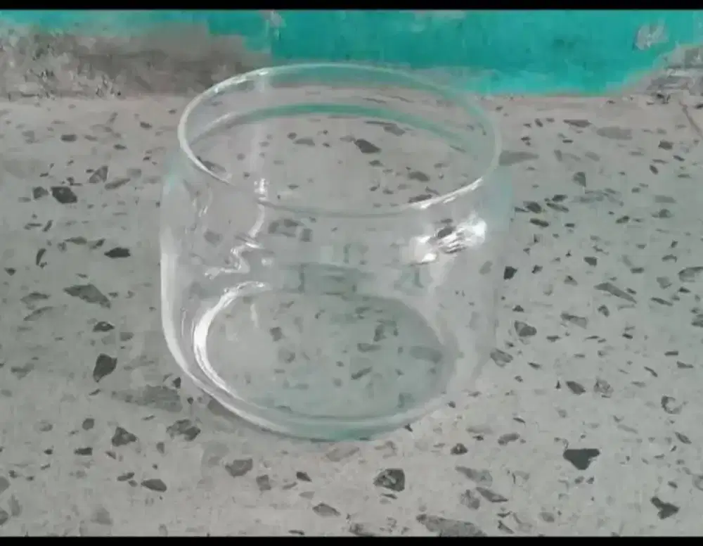 Toples Kaca Cantik