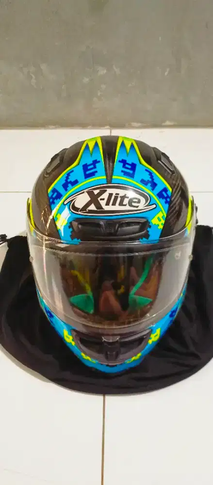 X-lite X803 Ultra Carbon Leon Camier