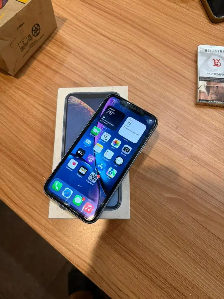 Iphone xr 64GB ex inter wifi onlyy imei ke blokir hp dus