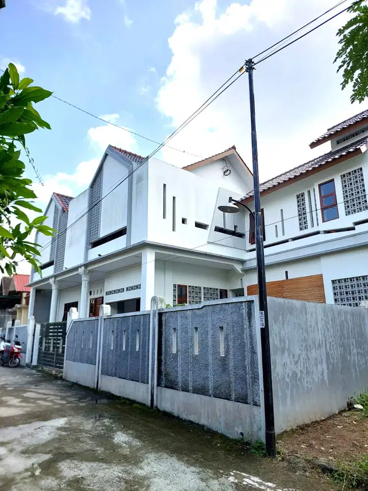 Rumah Luas dan Nyaman dekat Jalan Opak Raya