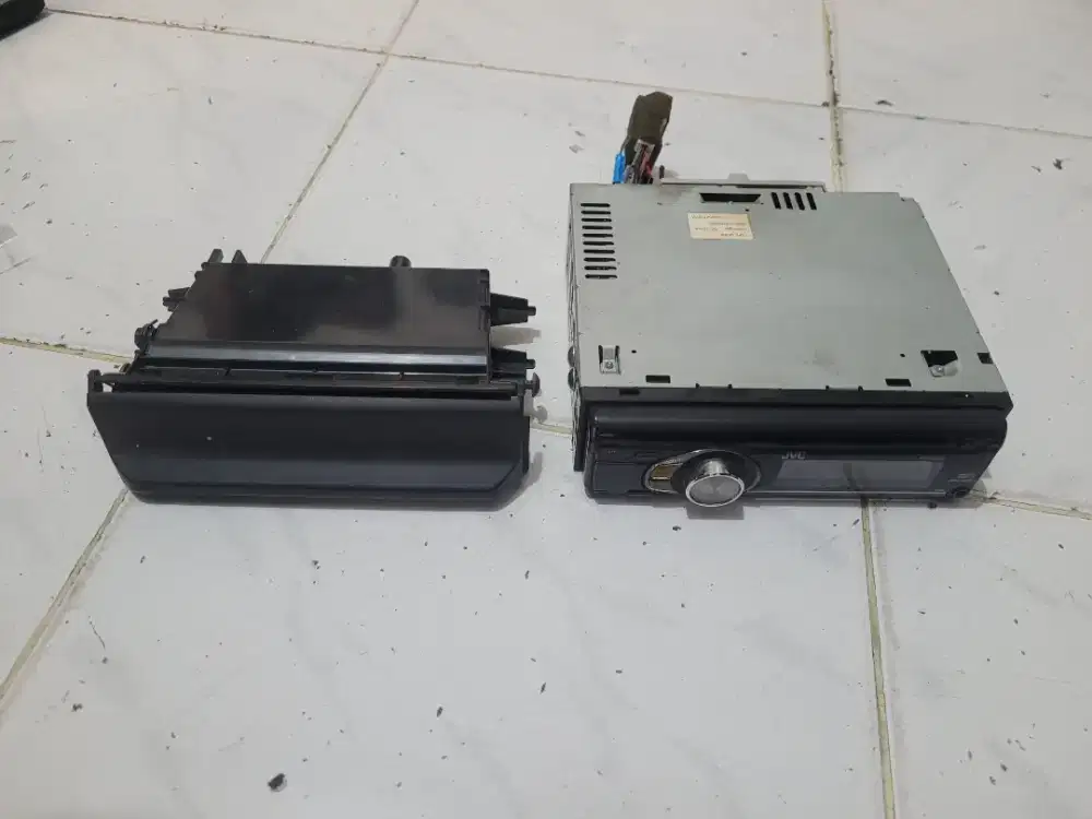 Head unit JVC dan laci oem grand livina