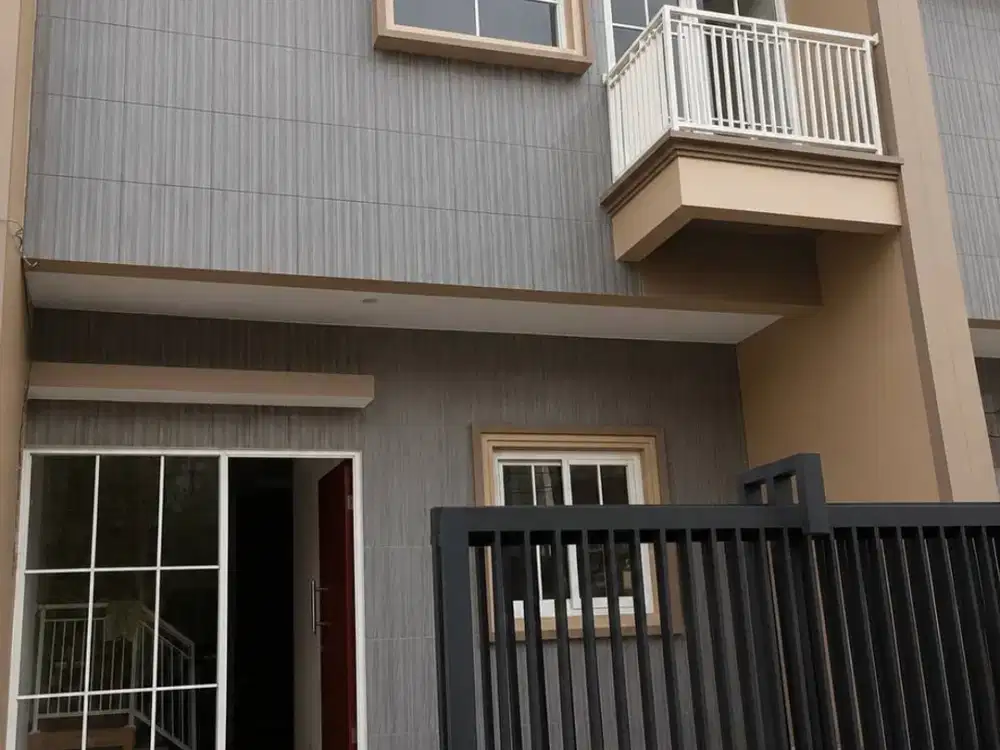 Dijual Rumah Baru di Mulyosari semi furnish.