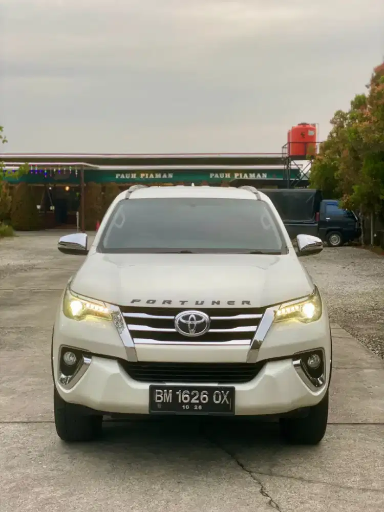 MOBIL  BEKAS  BERKUALITAS &  BERGARANSI  DI  PEKANBARU