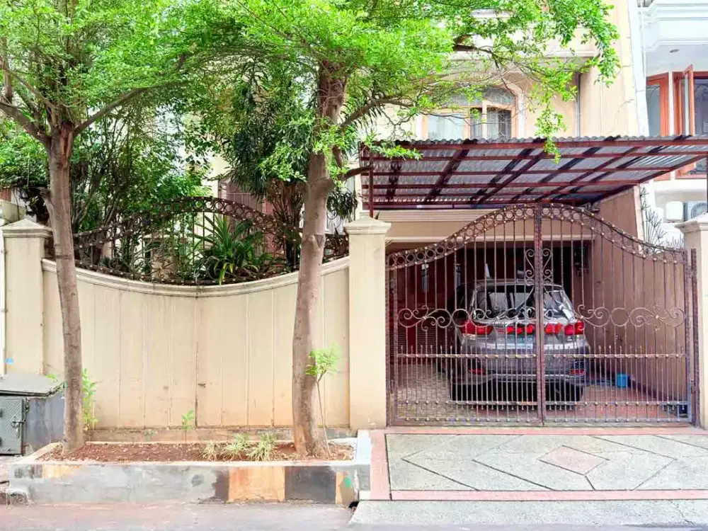 Jual Rumah Classic 8x20m2 Siap Huni di Perbun, Jakbar