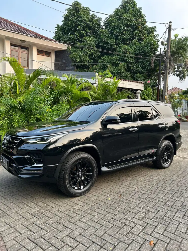Toyota Fortuner gr 2.8 2022