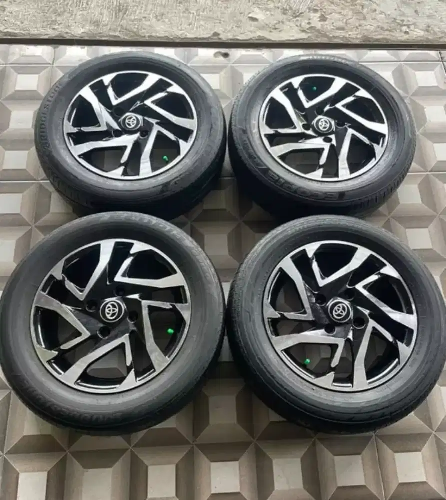 Velg copotan avanza veloz ring 15