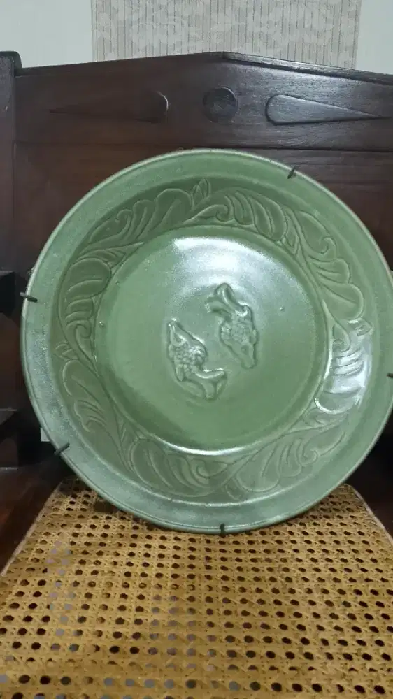 Piring Seladon China Donasty Kuno 39 Cm.