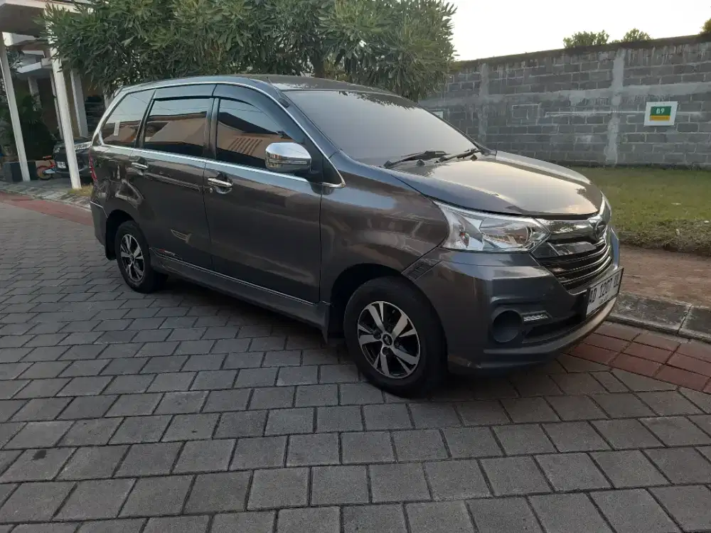 Xenia R Sporty Matic