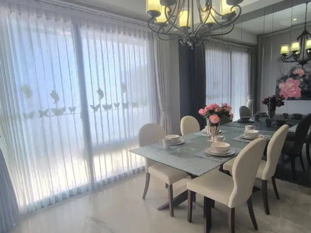 Disewakan The peak residence. Samping TP 5.