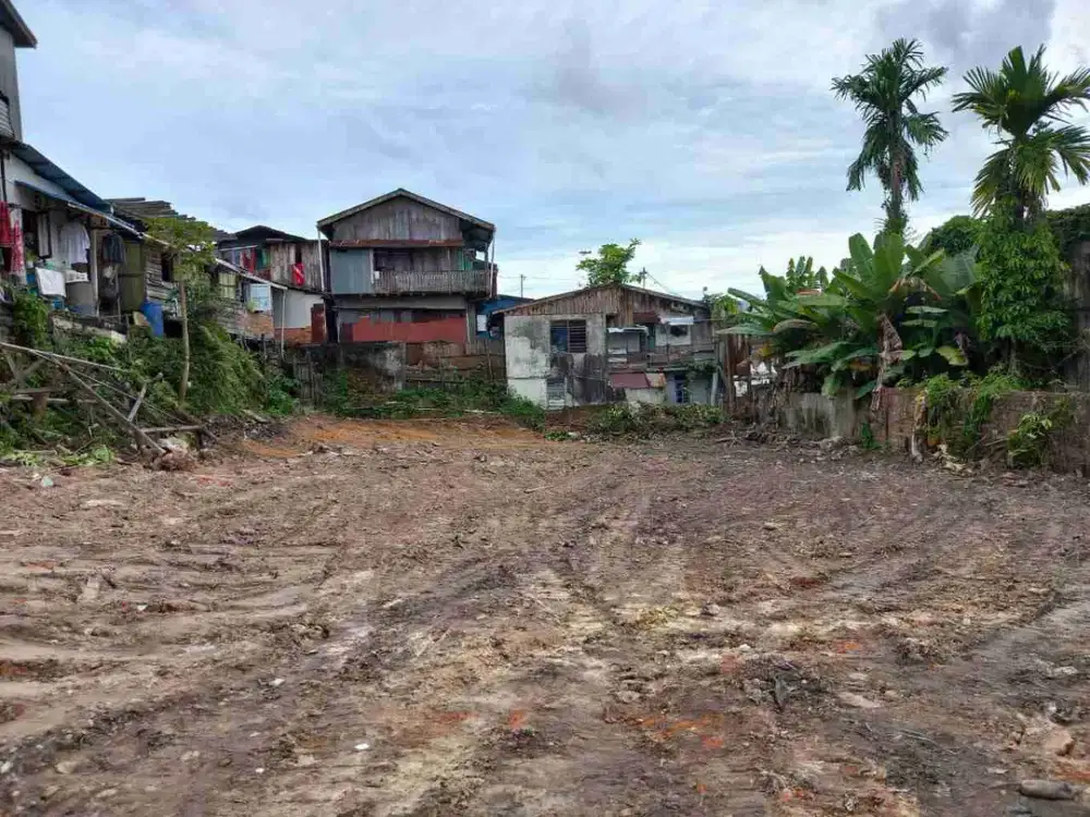 Tanah jual pinggir jalan