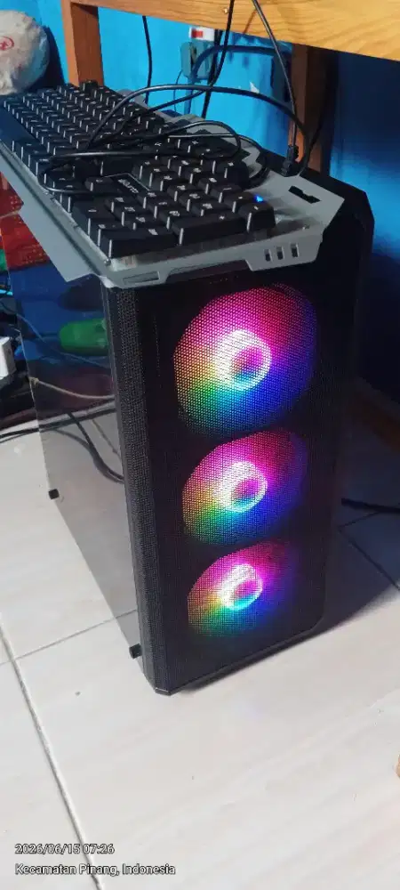 Komputer desktop pribadi i7