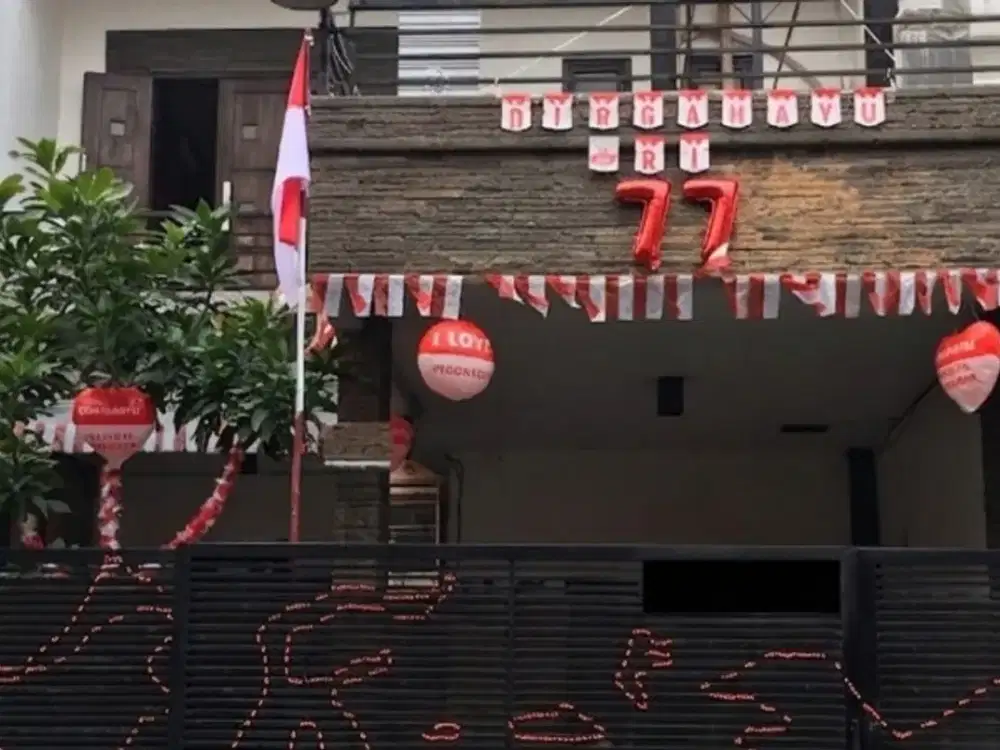 Rumah 2 Lantai Taman Aries