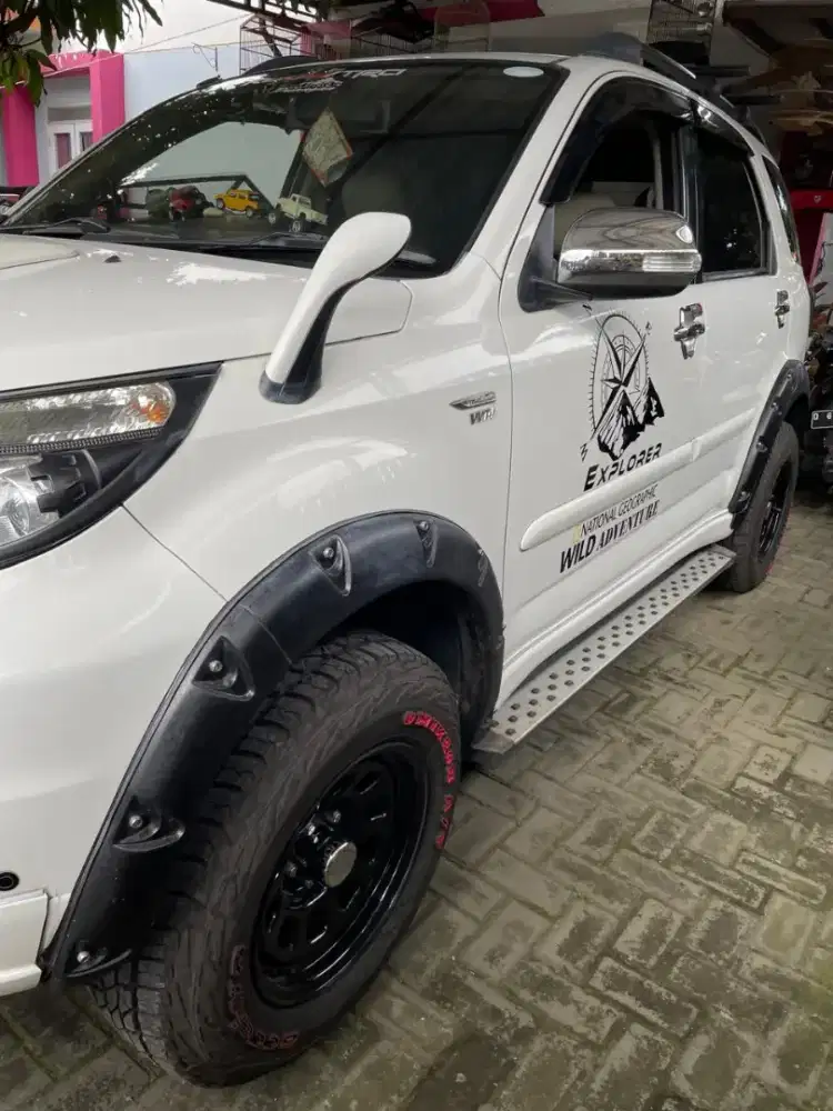 Footstep Toyota Rush konde