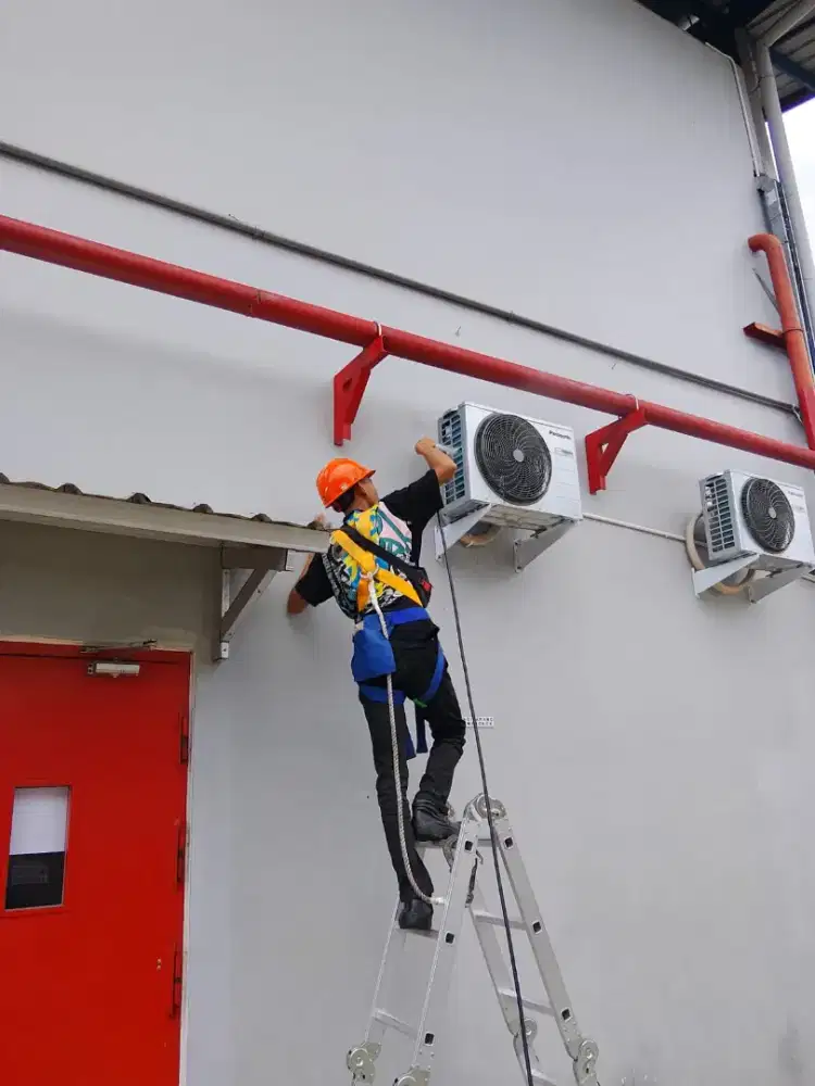 service AC SYSTEM TEKNIK
