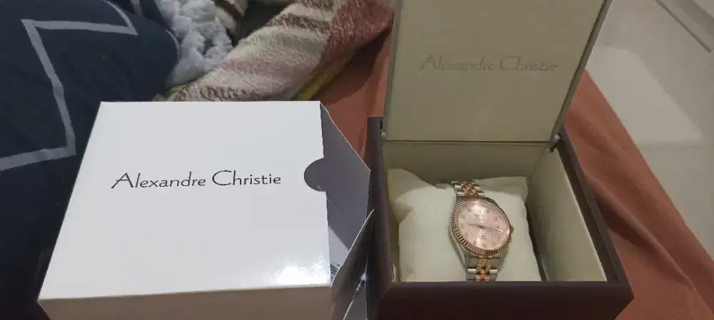 Jam Wanita Alexandre christie