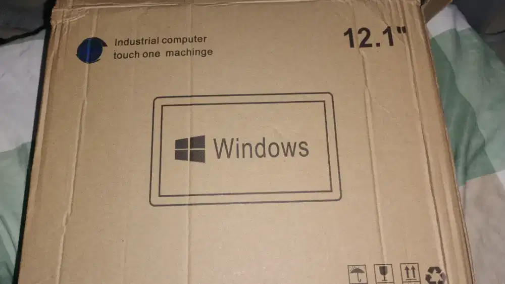 All In One Industrial PC 12 Inch Touchindo 16GB/512 GB intel i5-4200
